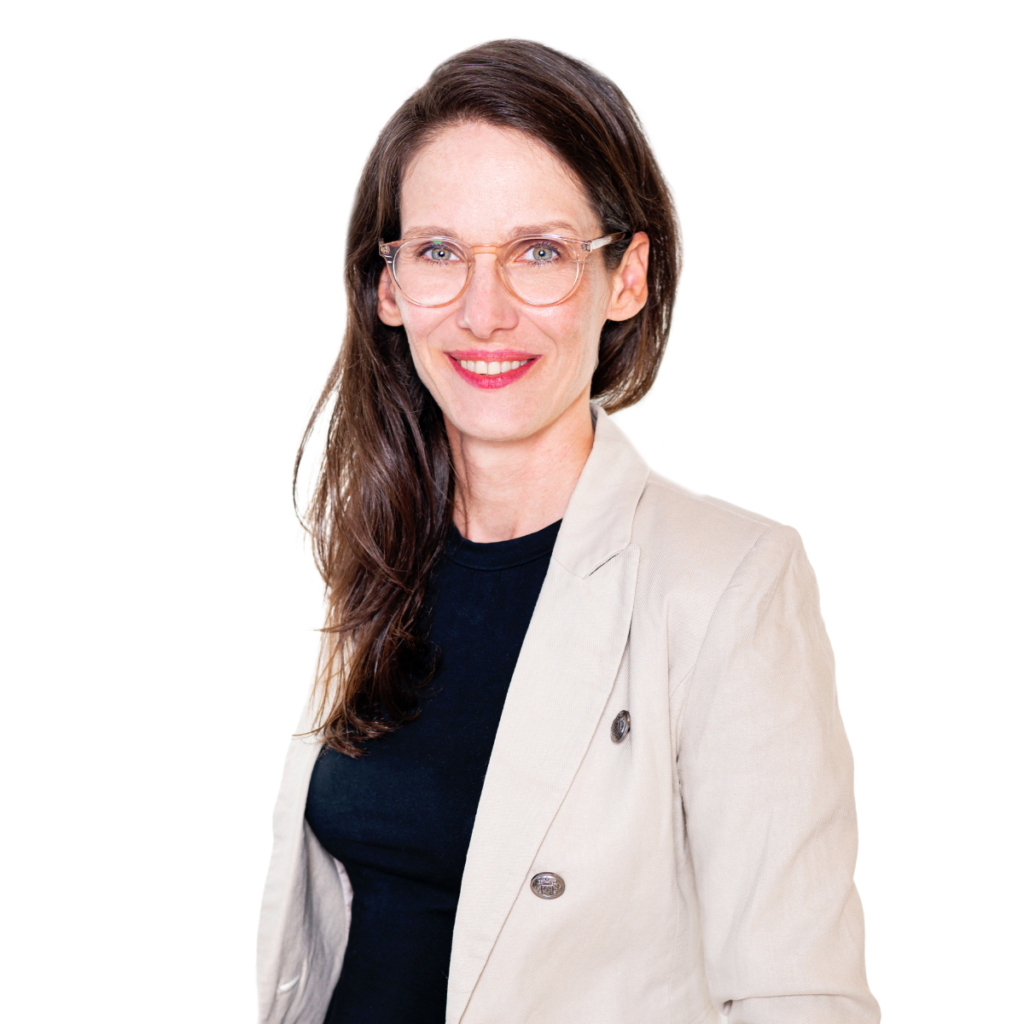 portret kobiety w okularach