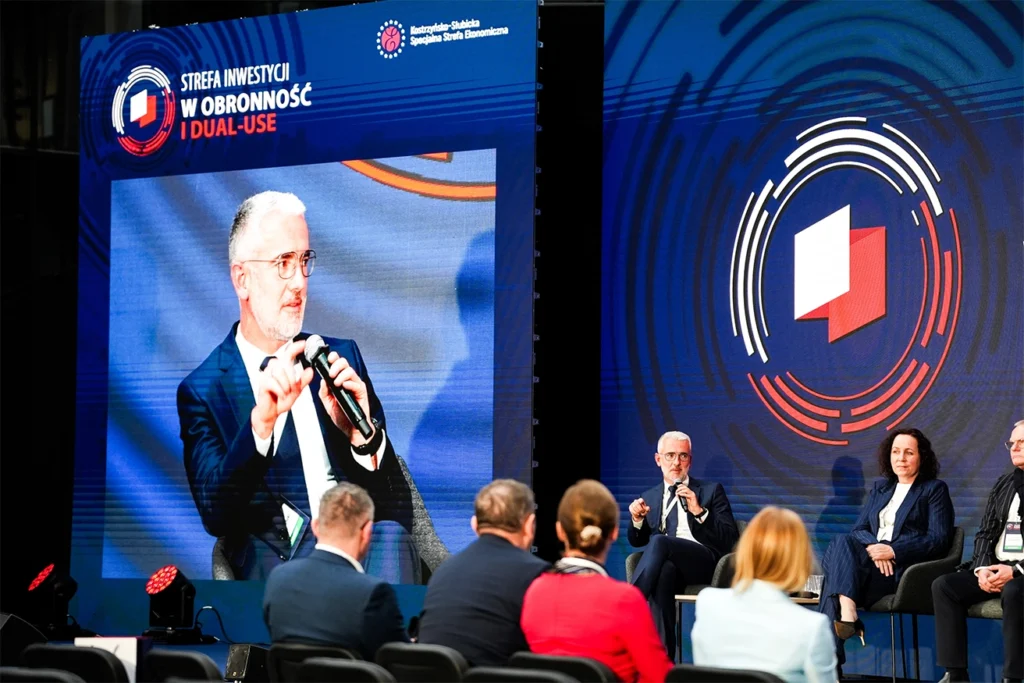 Zdjęcie przedstawiające przemówienie