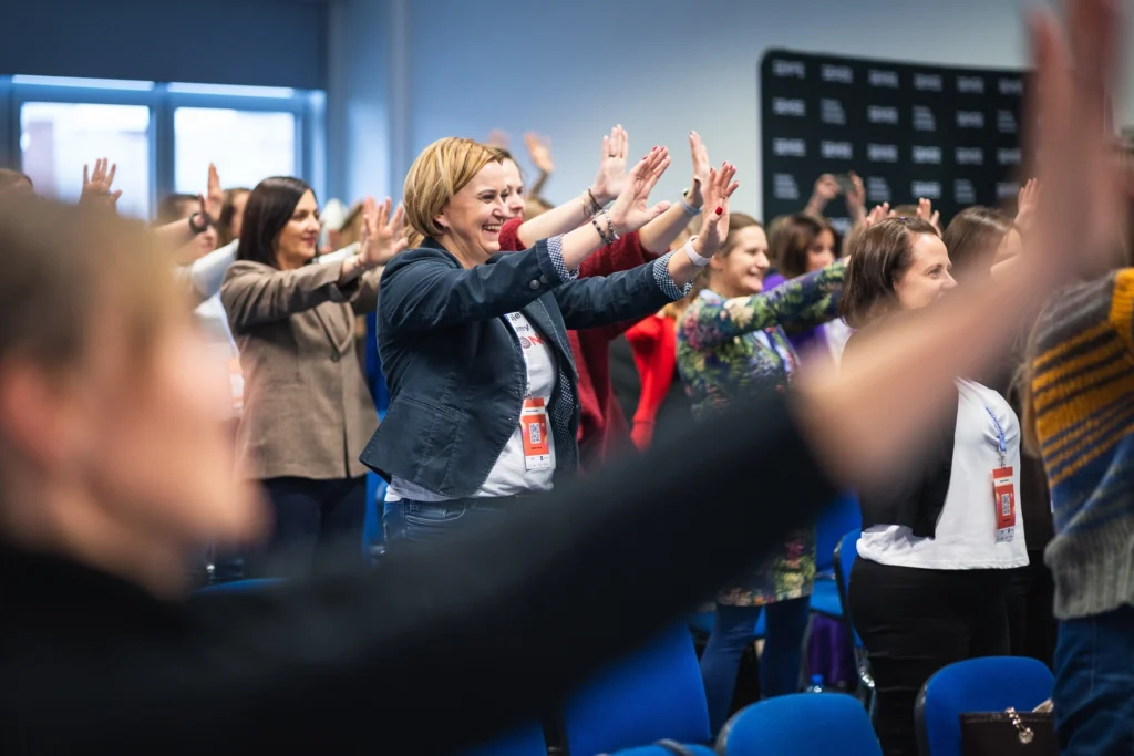 Zgłaszający się ludzie