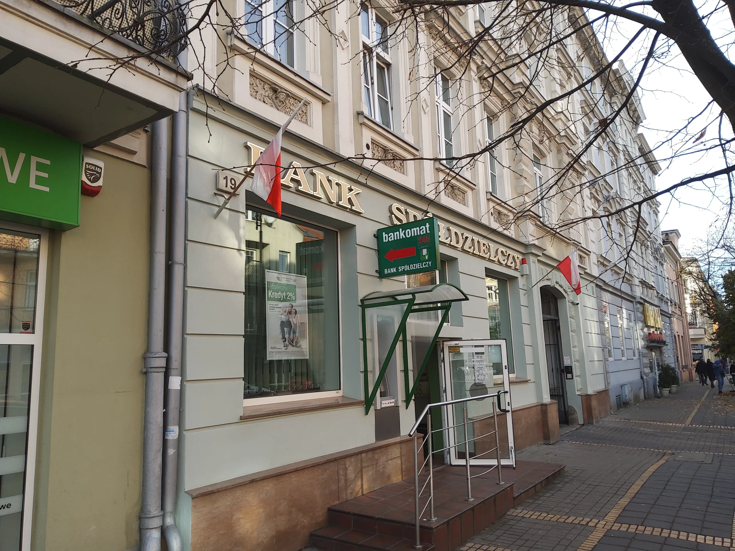 budynek banku spółdzielczego